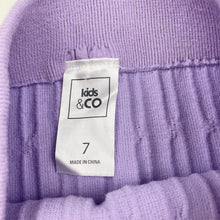 Load image into Gallery viewer, Girls Kids &amp; Co, ribbed stretchy leggings, Inside leg: 51cm, FUC, size 7,  