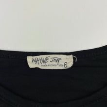 Load image into Gallery viewer, Girls Wayne Jnr, lightweight stretchy long sleeve top, EUC, size 6,  