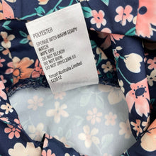 Load image into Gallery viewer, Girls H&amp;T, floral lightweight spray jacket, EUC, size 4,  