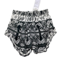Load image into Gallery viewer, Girls Mii Love Mu, lightweight frill leg shorts, elasticated, NEW, size 4,  