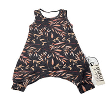 Load image into Gallery viewer, unisex Duke of LONDON, stretchy leaf print romper, NEW, size 0,  