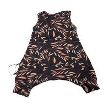 Load image into Gallery viewer, unisex Duke of LONDON, stretchy leaf print romper, NEW, size 0,  