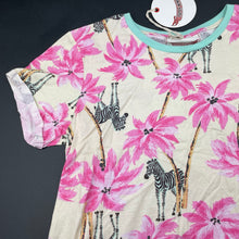 Load image into Gallery viewer, Girls PAPER WINGS, soft organic cotton cropped tee / top, zebra, NEW, size 14,  