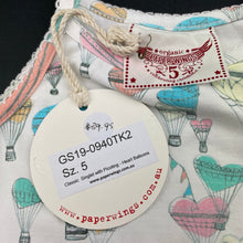 Load image into Gallery viewer, Girls PAPER WINGS, organic cotton blend singlet top, hot air balloons, EUC, size 5,  