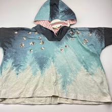 Load image into Gallery viewer, Girls PAPER WINGS, organic cotton oversize hooded tee/top, sequins, NEW, size 5,  