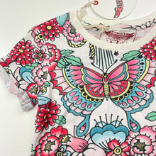 Load image into Gallery viewer, Girls PAPER WINGS, organic cotton cropped tee/top, tattoo flowers, NEW, size 3,  