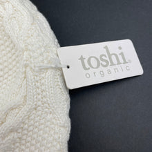 Load image into Gallery viewer, Girls Toshi, white organic cotton knit hat/beanie, Sz: L, circum: 56cm, NEW, size 7-10,  