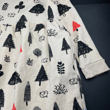 Load image into Gallery viewer, Girls Minti, thick fleece lined sweater dress, pockets, light marks skirt &amp; left sleeve, FUC, size 10, L: 70cm
