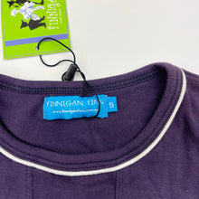 Load image into Gallery viewer, Girls Finnigan Finn, stretchy long sleeve top, NEW, size 5,  