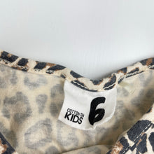 Load image into Gallery viewer, Girls Cotton On, leopard print cotton long sleeve dress, GUC, size 6, L: 56cm at front