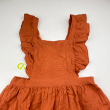 Load image into Gallery viewer, Girls KID, crinkle cotton overalls dress / pinafore, NEW, size 6, L: 65cm