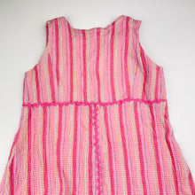 Load image into Gallery viewer, Girls striped, crinkle summer dress, no labels, armpit to armpit: 29cm, GUC, size 5, L: 55cm at front