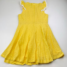 Load image into Gallery viewer, Girls Trissi, lined yellow floral lace dress, GUC, size 6, L: 64cm
