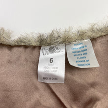 Load image into Gallery viewer, Girls H&amp;T, faux fur vest, 2 hook fastening, GUC, size 6,  