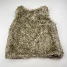 Load image into Gallery viewer, Girls H&amp;T, faux fur vest, 2 hook fastening, GUC, size 6,  