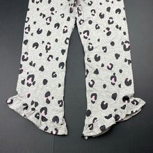 Load image into Gallery viewer, Girls Target, cropped animal print leggings, Inside leg: 43cm, NEW, size 10,  