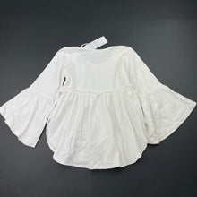Load image into Gallery viewer, Girls Mii Love Mu, embroidered bell sleeve top, *small mark left waist*, FUC, size 4,  