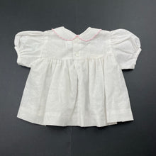 Load image into Gallery viewer, Girls Maude Wilson, vintage smocked embroidered lightweight top, FUC, size 00,  