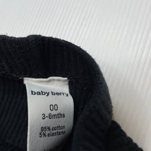Load image into Gallery viewer, unisex Baby Berry, ribbed footed leggings / bottoms, FUC, size 00,  