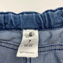 Load image into Gallery viewer, Girls H&amp;T, blue stretch denim shorts, adjustable, FUC, size 7,  