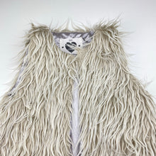 Load image into Gallery viewer, Girls F&amp;F, lined faux fur vest, single hook fastening, FUC, size 7-8,  