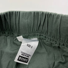 Load image into Gallery viewer, unisex Bonds, khaki lightweight cotton pants, elasticated, EUC, size 5,  