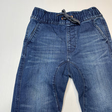 Load image into Gallery viewer, Boys Country Road, stretch denim jogger jeans, elasticated, light mark right leg, FUC, size 5,  