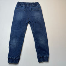 Load image into Gallery viewer, Boys Country Road, stretch denim jogger jeans, elasticated, light mark right leg, FUC, size 5,  