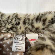 Load image into Gallery viewer, Girls Target, lined faux fur vest / jacket, GUC, size 2,  