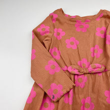 Load image into Gallery viewer, Girls KID, ribbed long sleeve floral dress, mark back right cuff, FUC, size 2, L: 48cm