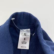 Load image into Gallery viewer, Girls H&amp;T, navy track pants, elasticated, Inside leg: 47cm, EUC, size 6,  