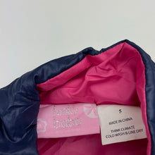 Load image into Gallery viewer, Girls Funky Babe, navy lightweight vest / sleeveless jacket, GUC, size 5,  