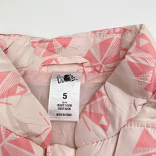 Load image into Gallery viewer, Girls H&amp;T, lightweight puffer vest, butterflies, EUC, size 5,  