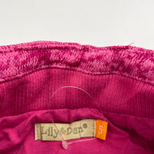 Load image into Gallery viewer, Girls Lily &amp; Dan, thick wadded vest / sleeveless jacket, GUC, size 5,  