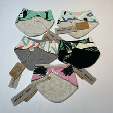 Load image into Gallery viewer, Unisex Milk &amp; Masuki, set of 5 organic cotton bibs, NEW, size 00-0,  