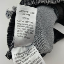 Load image into Gallery viewer, Boys Dymples, stretch knit denim shorts, elasticated, EUC, size 00,  