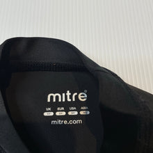 Load image into Gallery viewer, Boys Mitre, compression long sleeve sports top, Sz: SY to fit chest 66-71cm, EUC, size 5-7,  