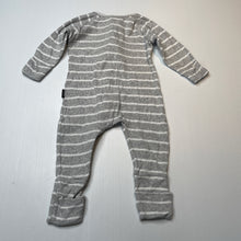 Load image into Gallery viewer, Unisex Bonds, zip wondersuit / zippy / romper, GUC, size 00,  