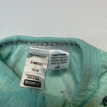 Load image into Gallery viewer, Unisex Bonds, terry zip wondersuit / zippy / romper, GUC, size 00,  