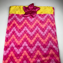 Load image into Gallery viewer, Girls Snuggie, mermaid tail blanket, 137cm x 71cm, GUC, size 8-12,  