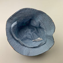 Load image into Gallery viewer, Boys Dymples, cotton bucket hat, dinosaurs, GUC, size 000-0,  