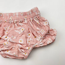 Load image into Gallery viewer, Girls SUNNY &amp; BEAU, floral cotton nappy cover / bloomers, GUC, size 2,  