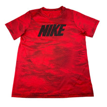 Load image into Gallery viewer, Boys Nike, Dri-Fit sports / activewear top, FUC, size 10-11,  
