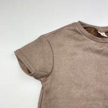 Load image into Gallery viewer, Girls SHEIN, brown velour short sleeve top, EUC, size 6,  