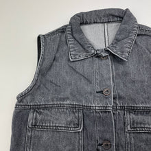 Load image into Gallery viewer, Boys grey, denim vest, L: 34cm, armpit to armpit: 36cm, GUC, size 3-4,  