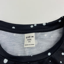 Load image into Gallery viewer, Unisex SHEIN, lightweight Christmas tee / top, EUC, size 7,  