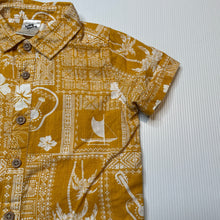 Load image into Gallery viewer, Boys Baby Berry, lightweight cotton short sleeve shirt, EUC, size 1,  