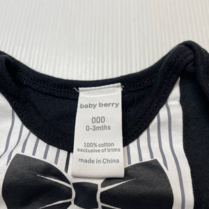 Boys Baby Berry, soft cotton bodysuit / romper, EUC, size 000,  