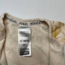 Load image into Gallery viewer, Unisex Bonds, WONDERCOOL zip wondersuit / zippy / romper, EUC, size 1,  