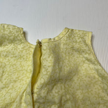 Load image into Gallery viewer, Girls vintage, lightweight dress, no labels, armpit to armpit: 31cm, FUC, size 2-3, L: 45cm